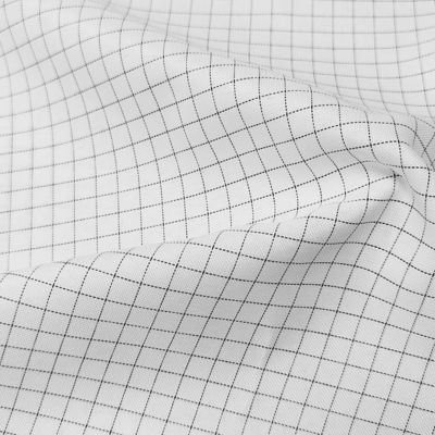 Màu trắng 7MM Grid 65% Polyester + 32% Cotton + 2% Carbon Fiber T / C ESD Anti Static Fabric Cho quần áo phòng sạch