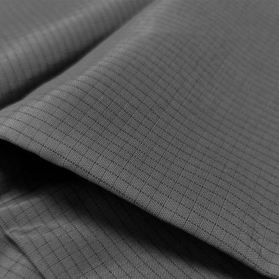 Đen 4mm lưới 33% Cotton 2% Carbon Fiber Anti-static TC Fabric cho quần áo làm việc ESD