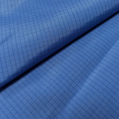 Màu xanh 65% Polyester 32% Cotton 2% Carbon Fiber ESD Fabric Black 4mm Grid Conductive Wire Đỏ Anti Static TC Fabric